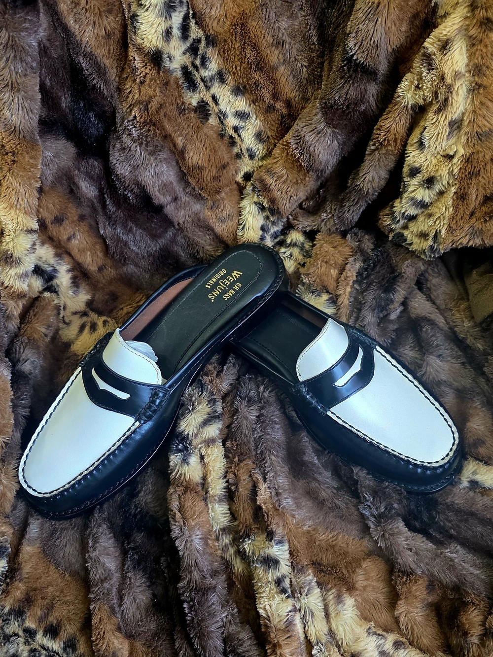 Weejuns Two-Tone Black and White Leather Mule Loafers — Womens